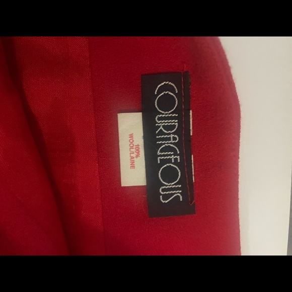 Wool Red Skirt (size 7 - 8) - Picture 10 of 10